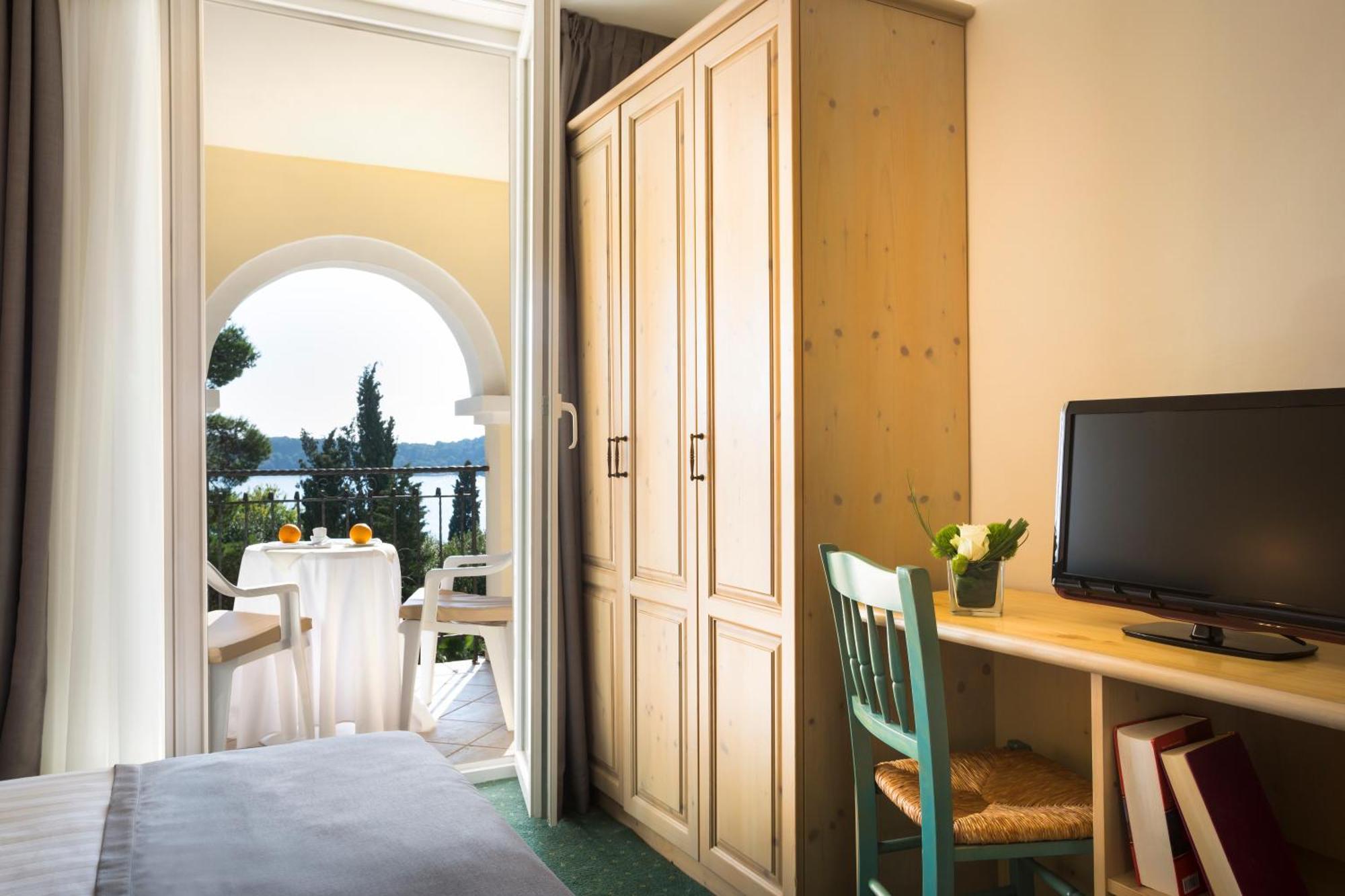 Maistra Select Island Hotel Katarina Rovinj Ruang foto